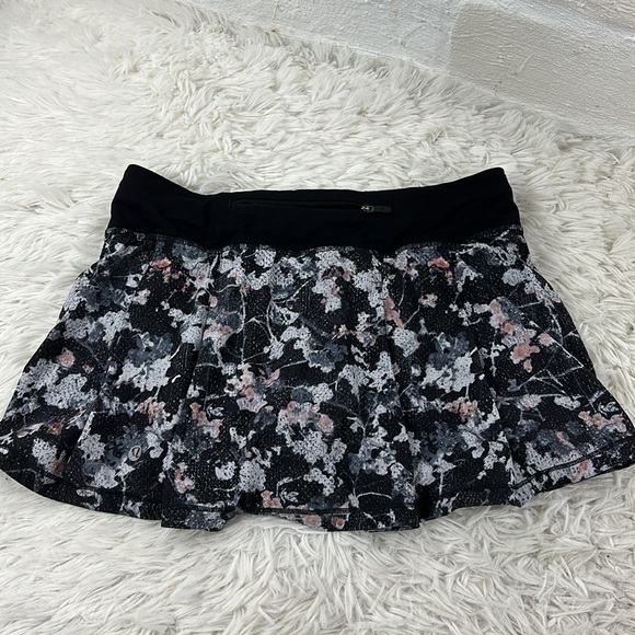 Lululemon Pace Rival Skirt (Regular) *No Panels Spring Bloom Multi / Black - Picture 6 of 8
